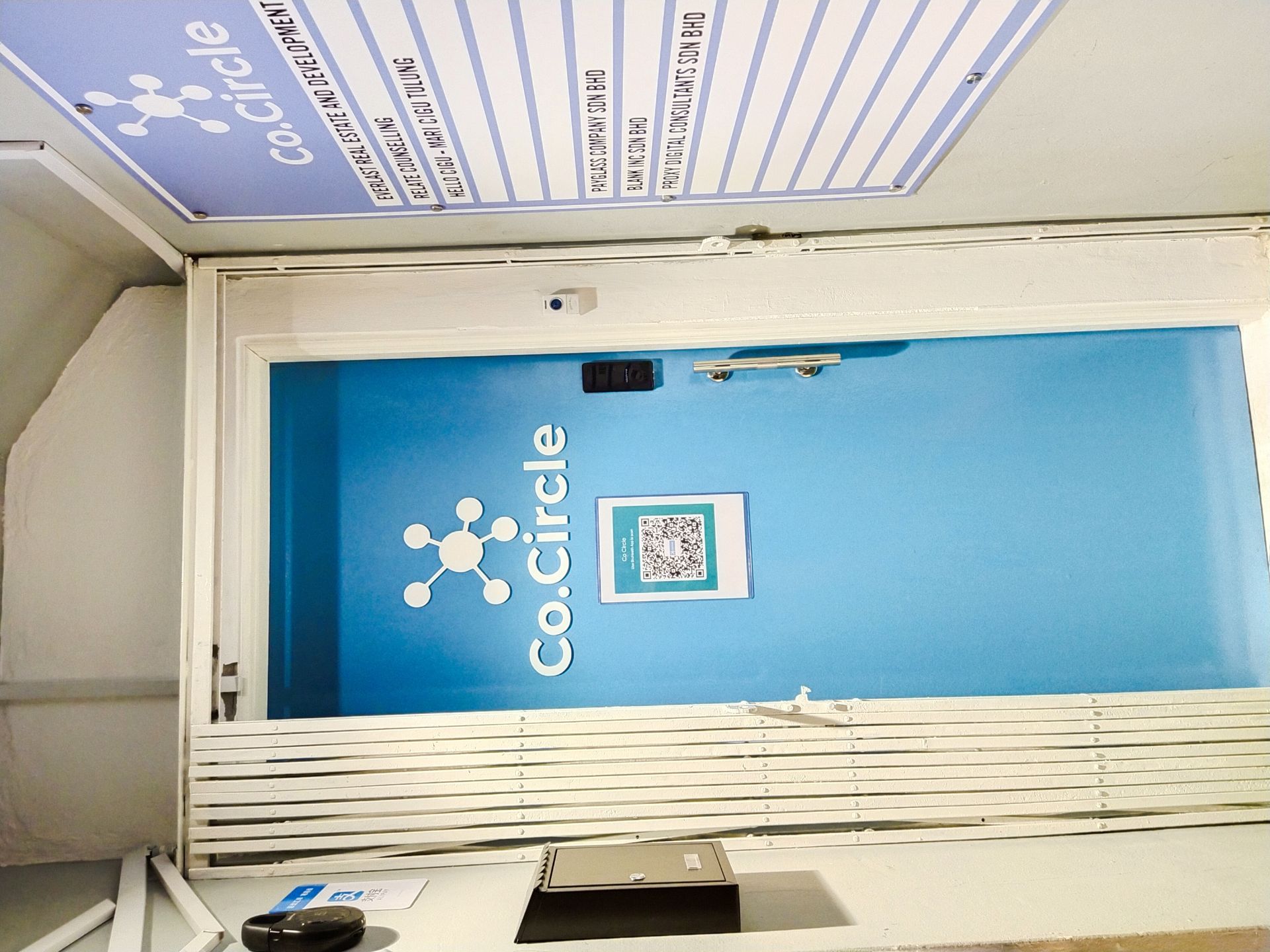 Co.Circle Menglait image 5