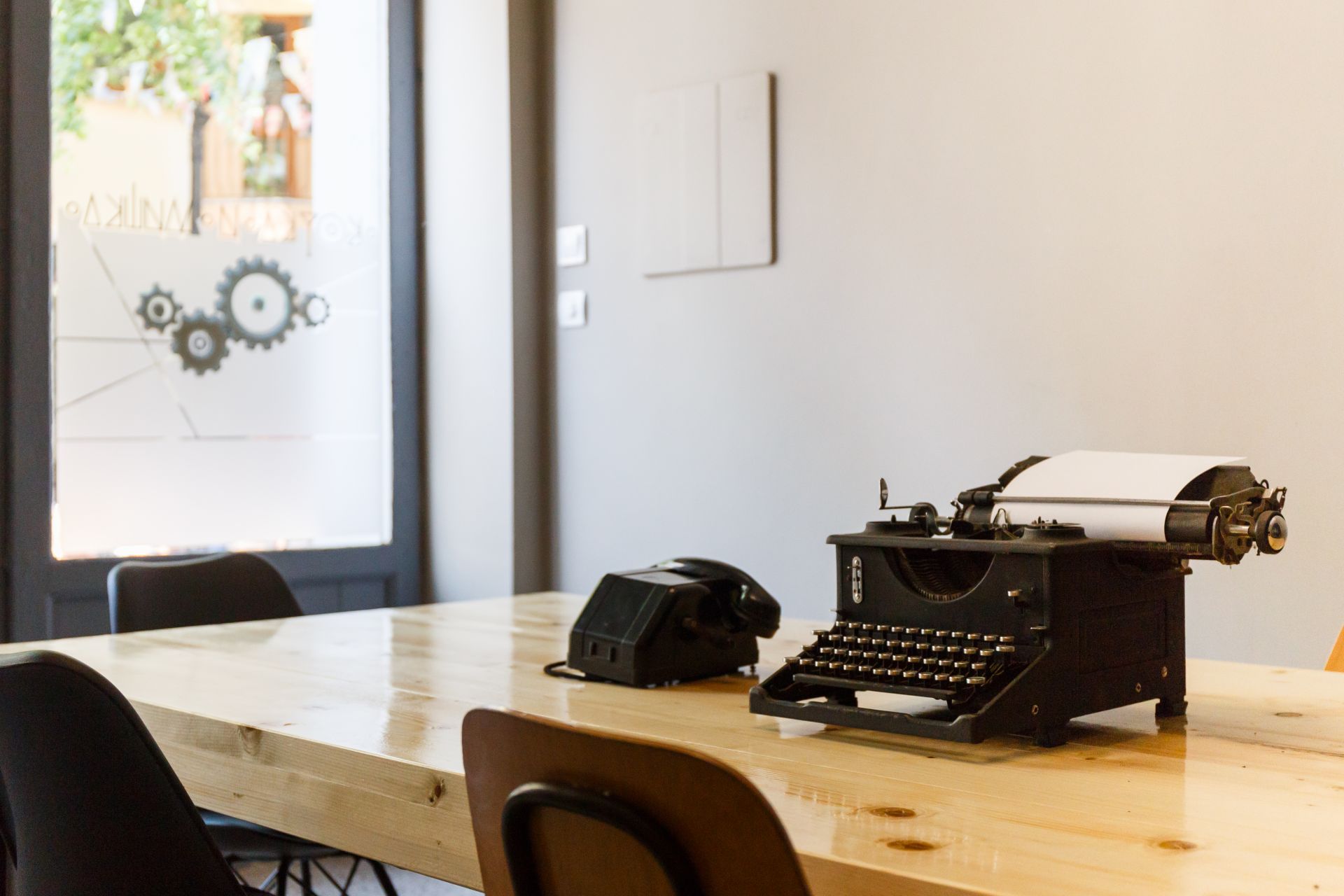 Cat and Mouse Coworking image 3