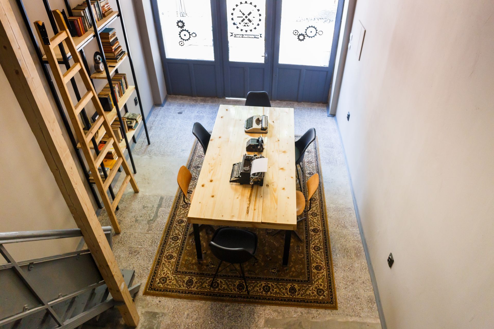 Cat and Mouse Coworking image 5