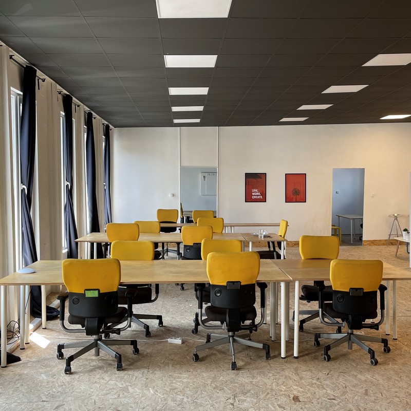 COSMOS Coworking Camp image 3