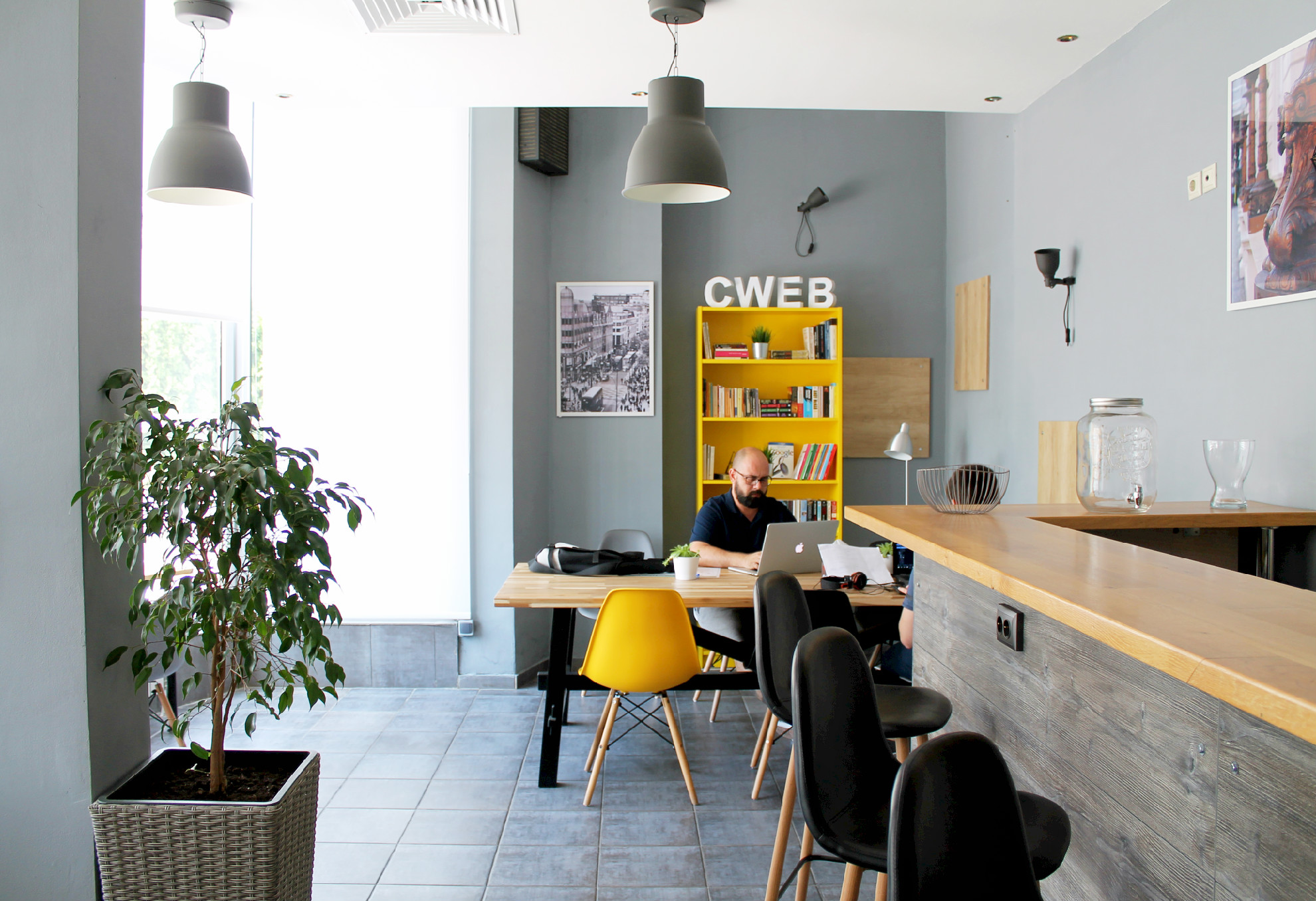 CO&WO Coworking café, Sofia Book Online Coworker