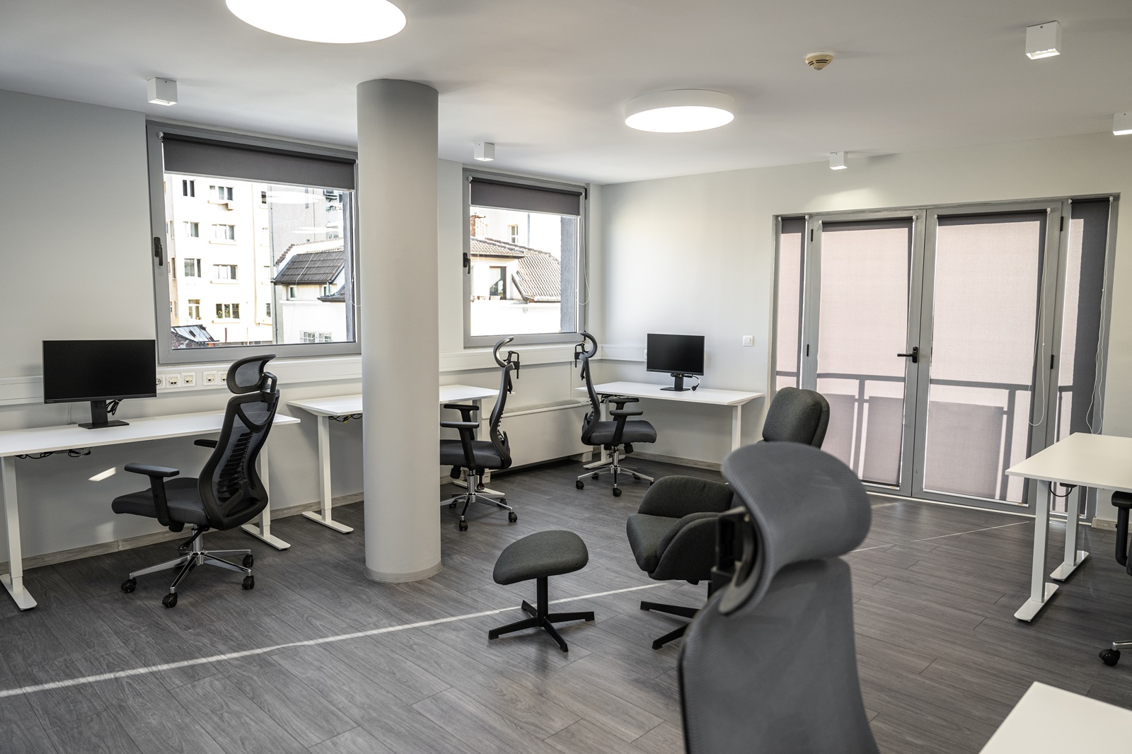 MaxCoworking image 2