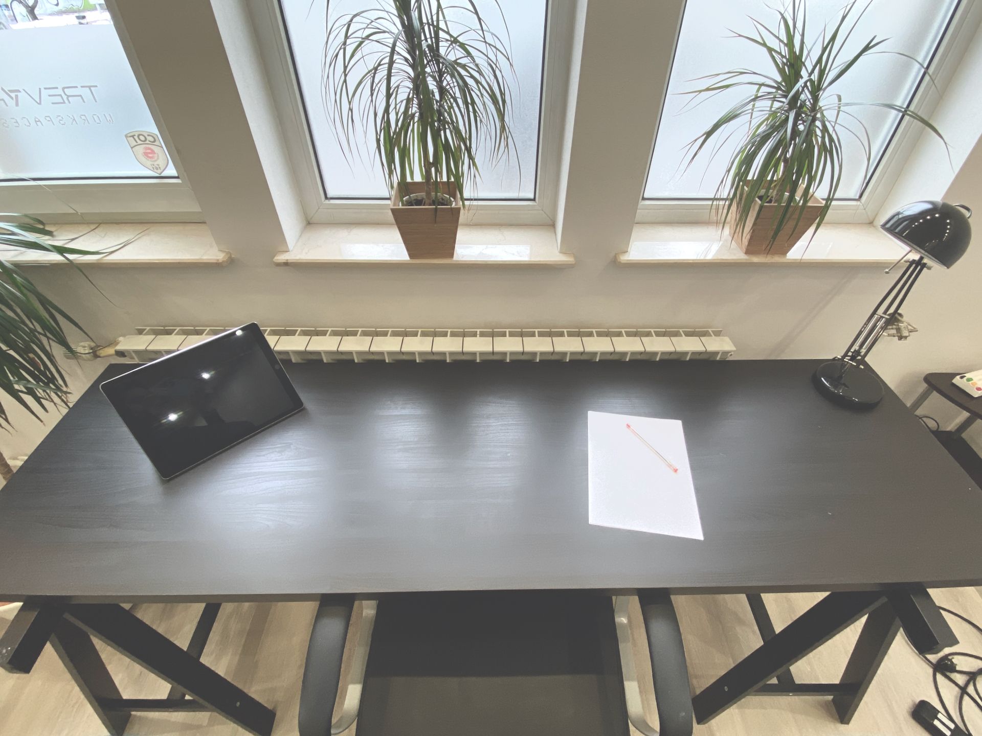 Trevor Workspaces Lozenets image 5