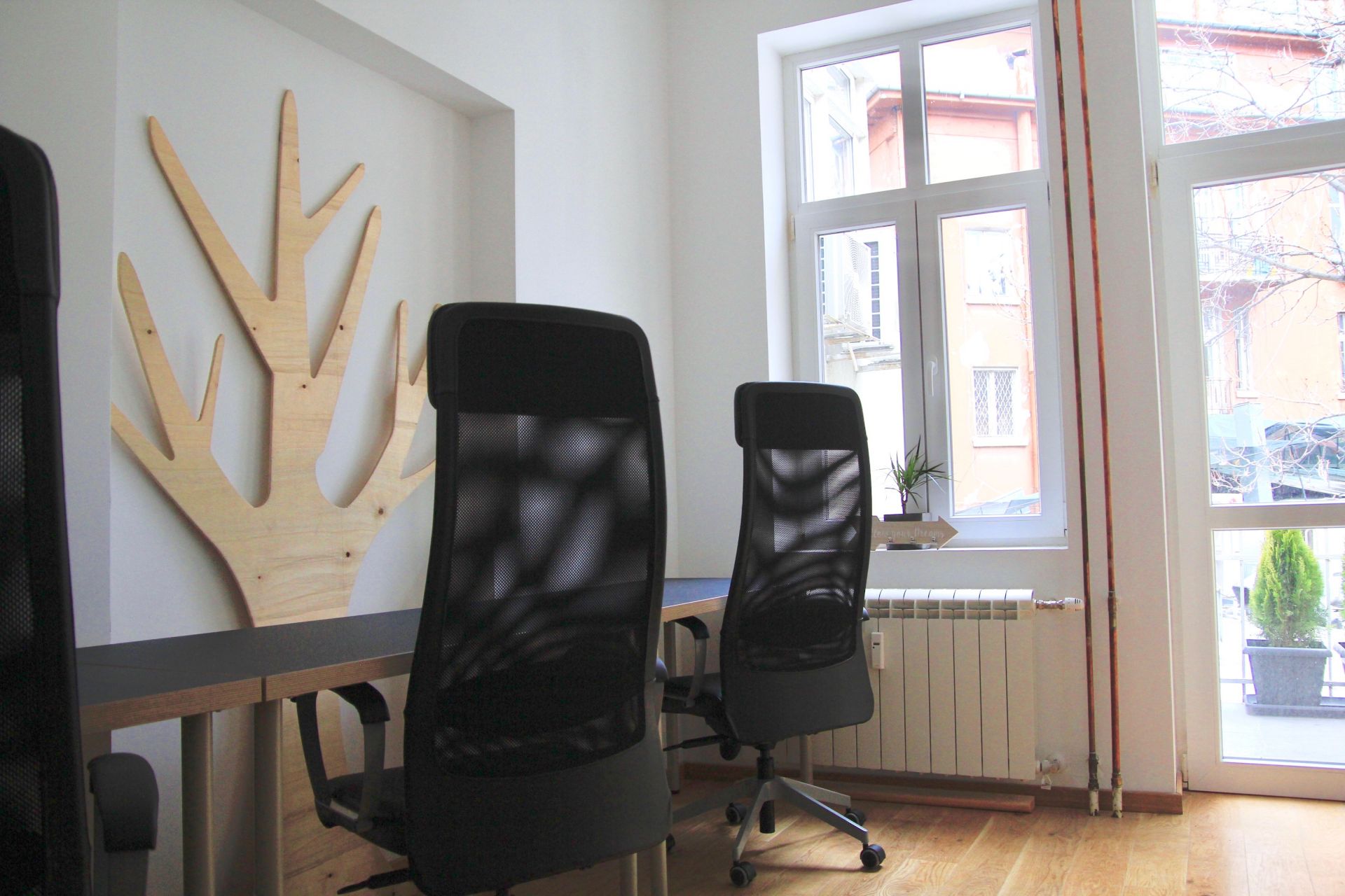 Trevor Workspaces Vitoshka image 5