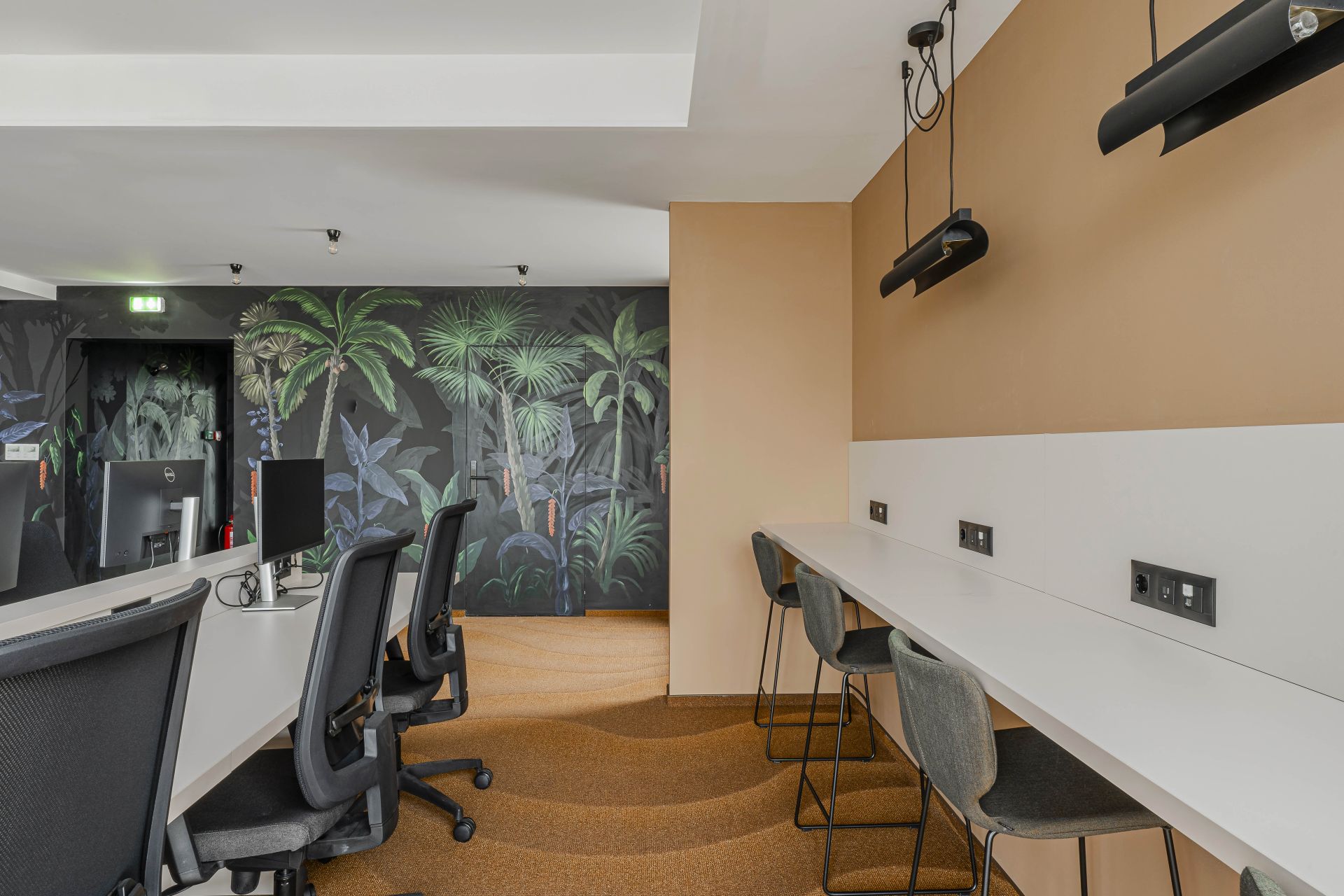 WorkNomads Coworking image 2