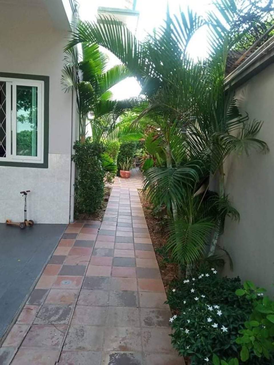 Cambaroo Coworking Space image 3