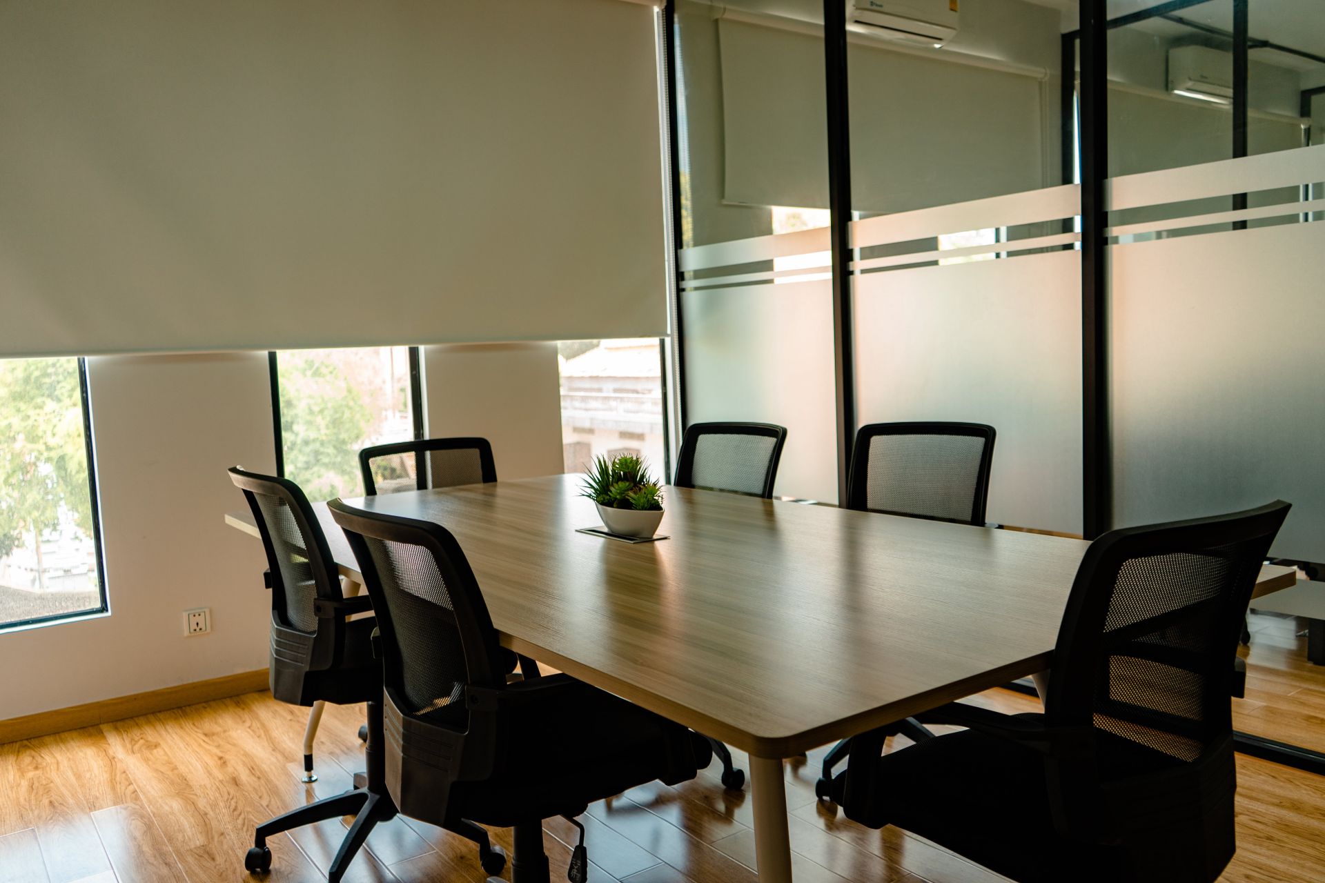 Rise Commercial image 4