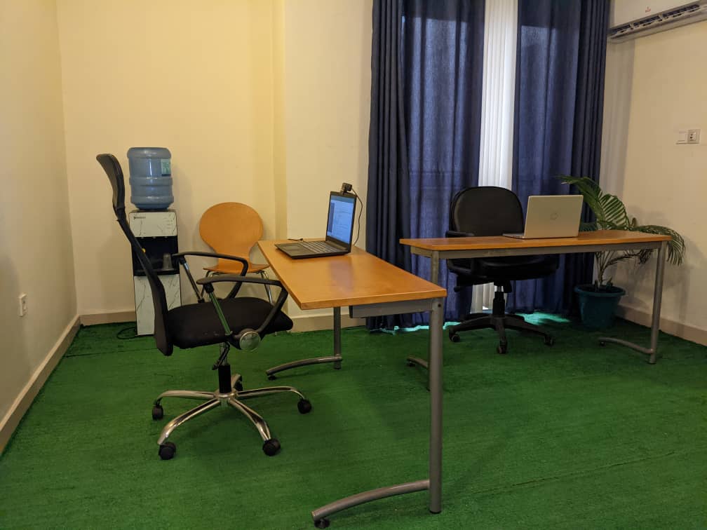 IR'ZA Workspace Douala image 4