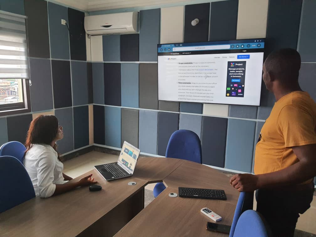 SHARA Coworking image 2