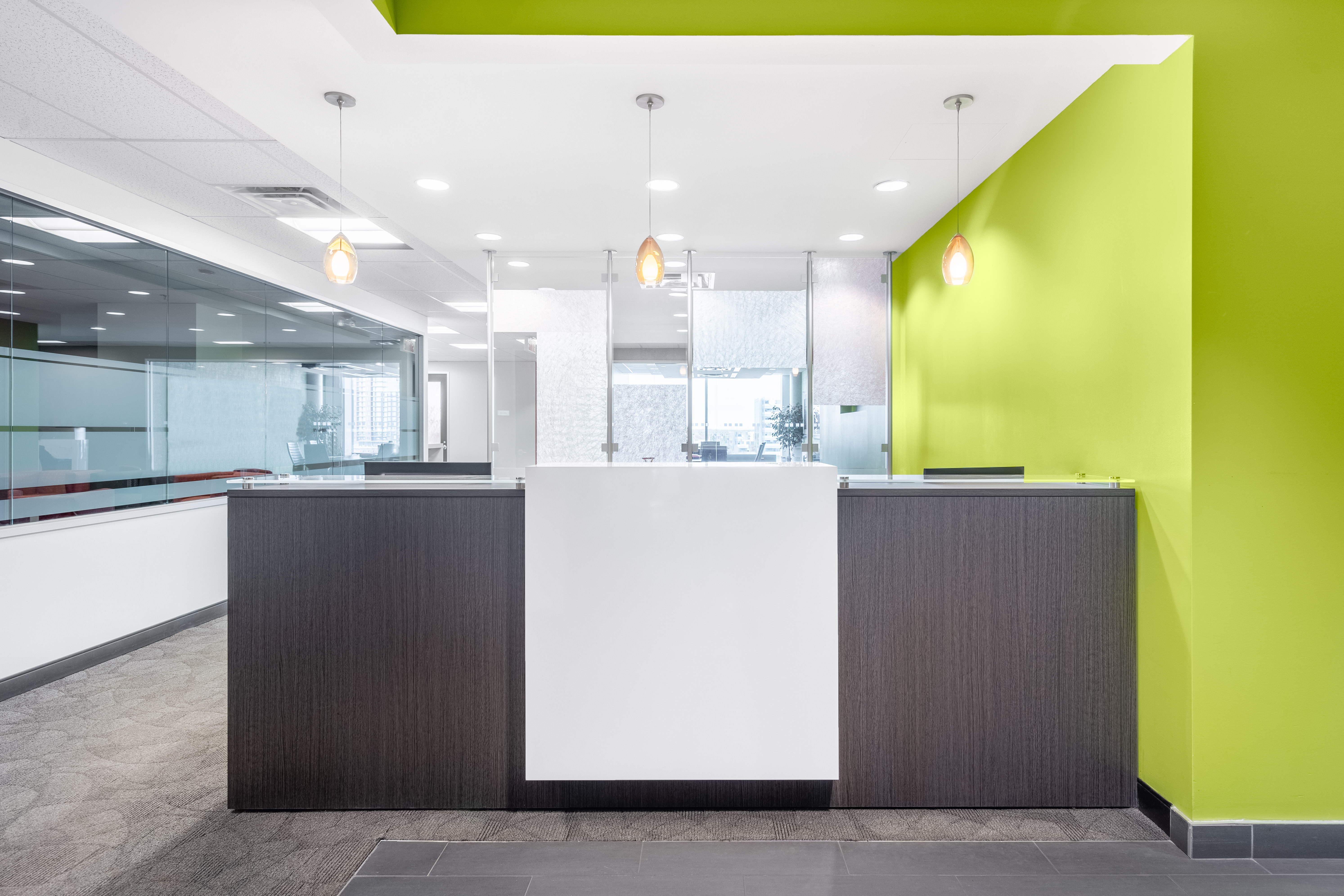 Regus - Quebec, Brossard - Complexe Dix 30 image 2