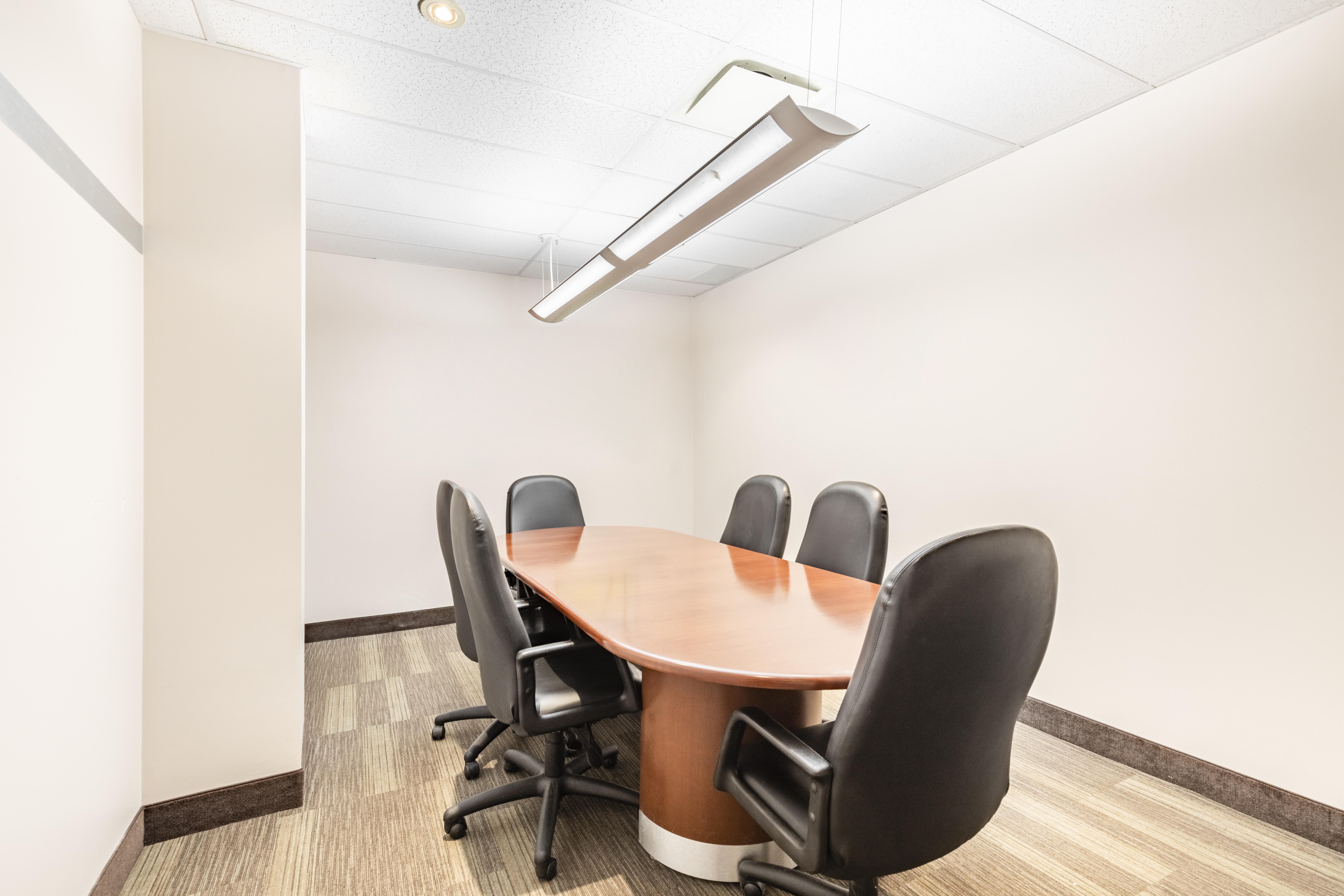 Regus - Alberta, Calgary - One Executive Place image 4