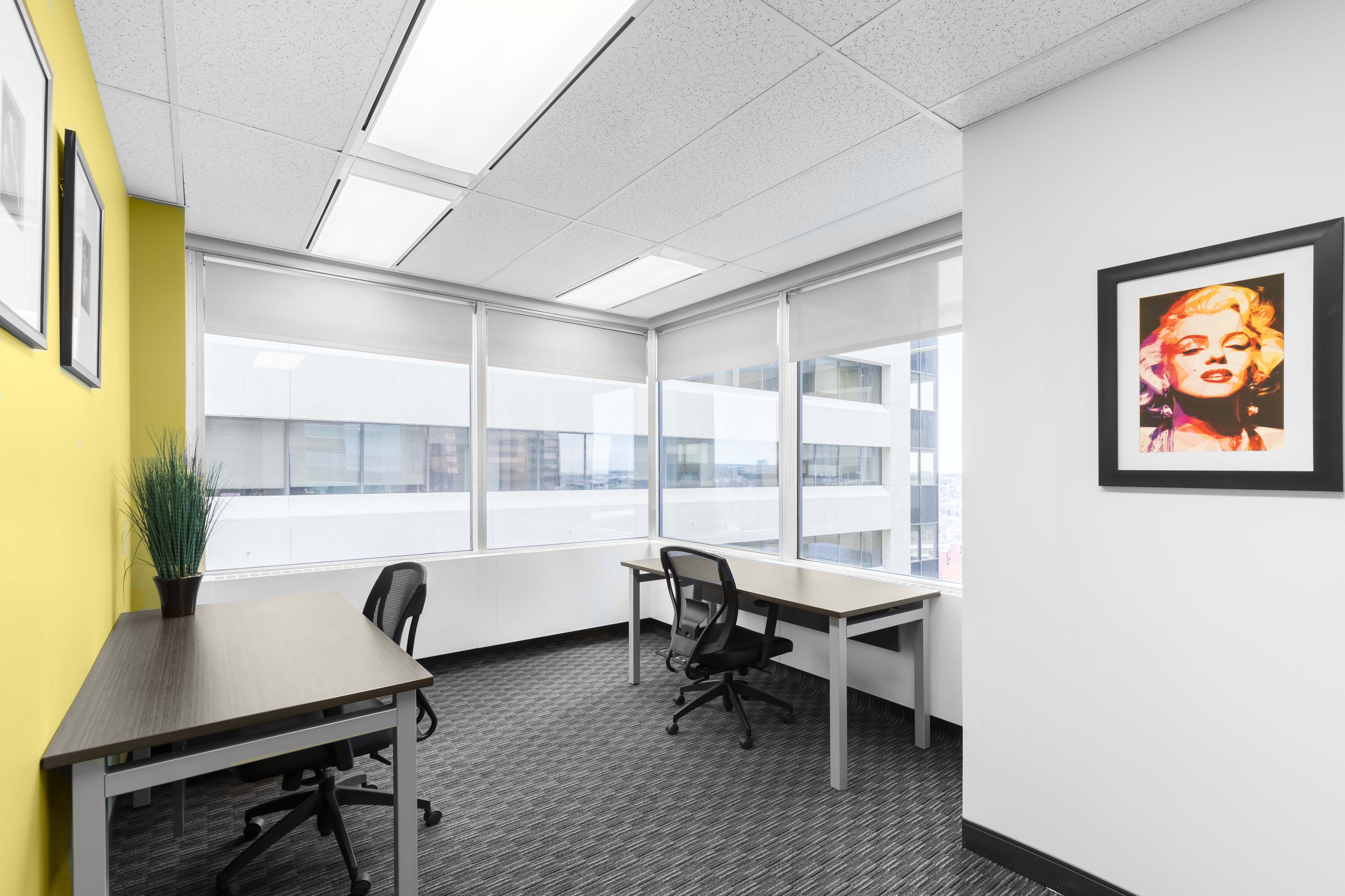 Regus - Calgary Sun Life image 3