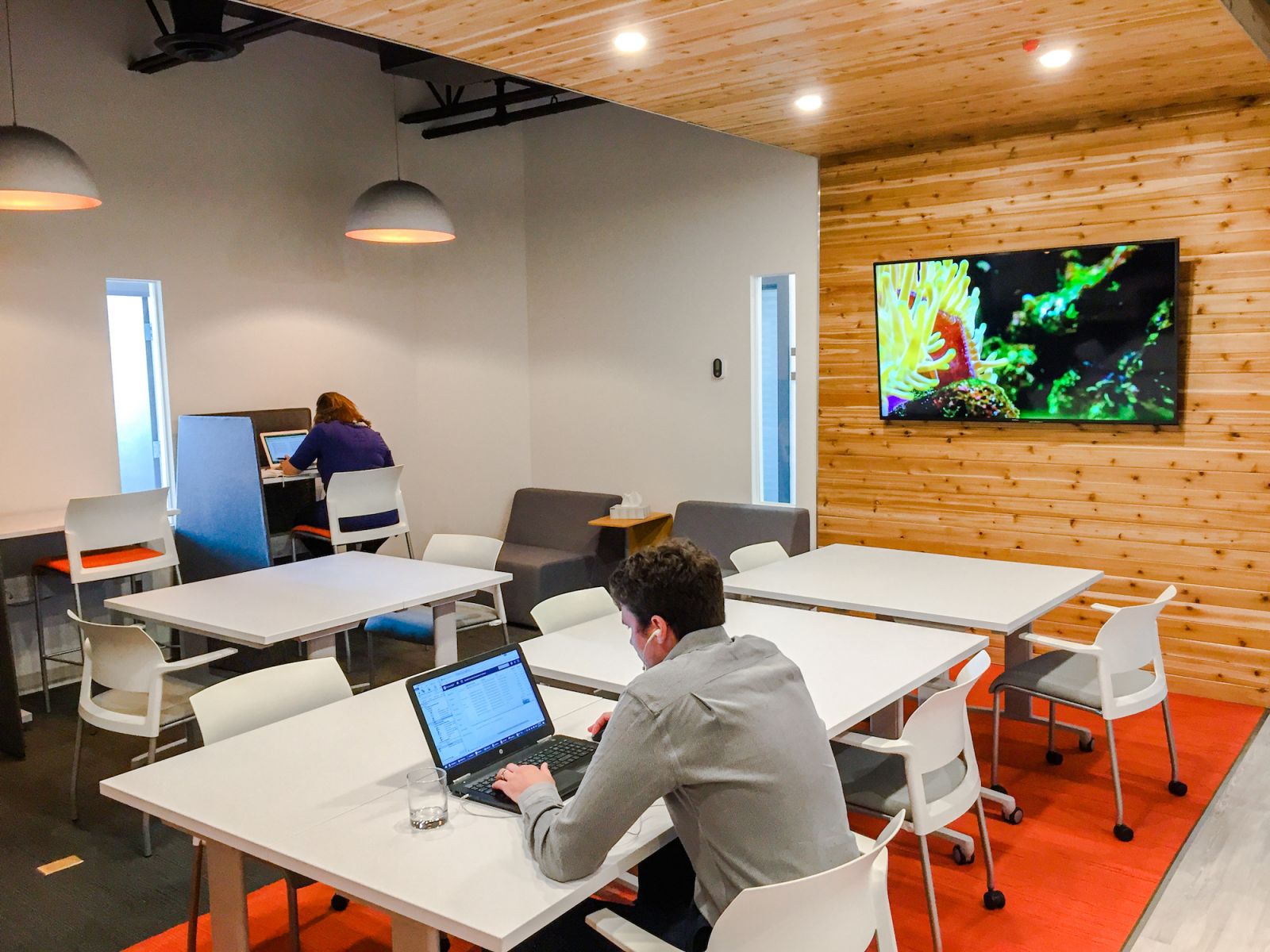 Workspace Bedford image 5