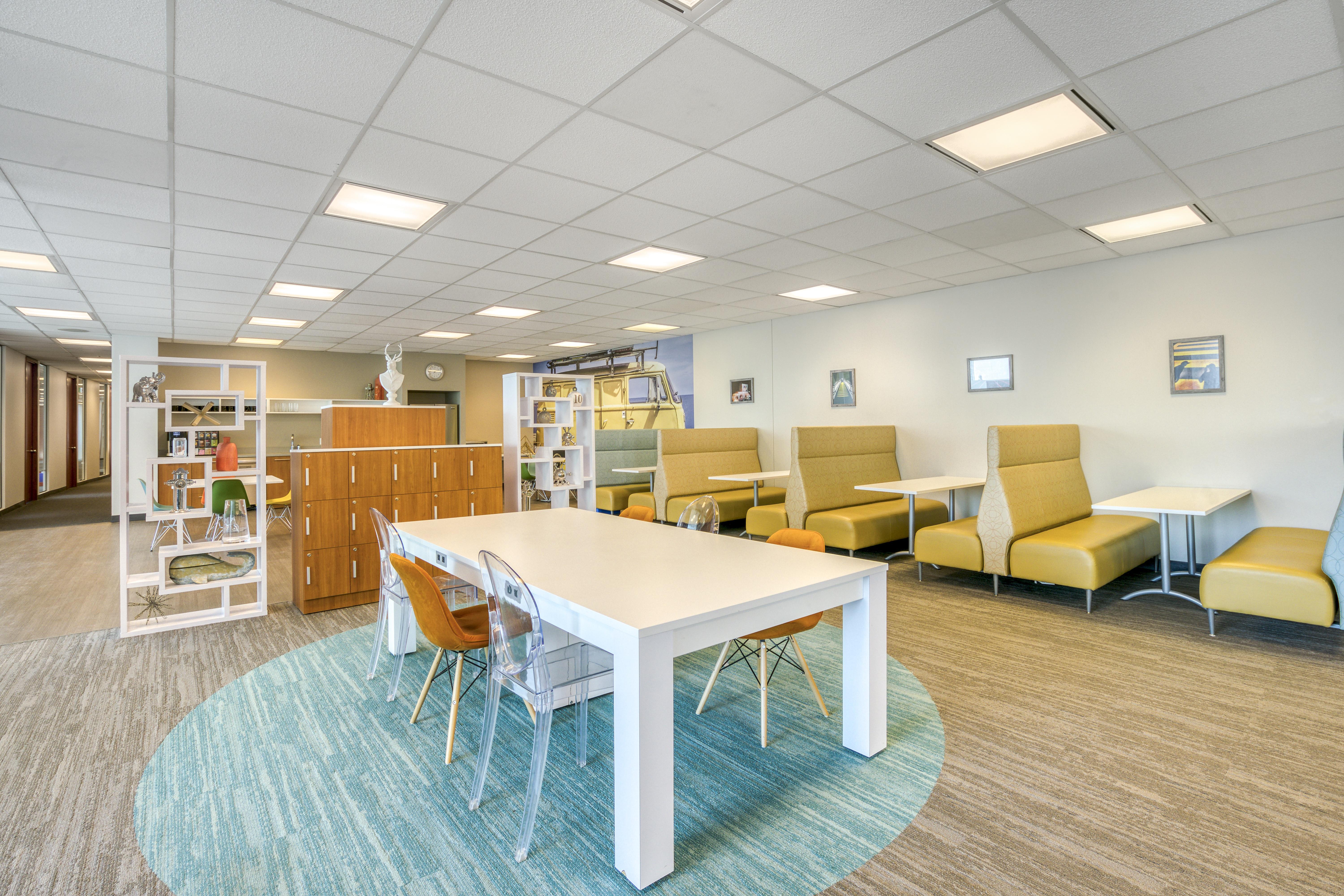 Regus - Quebec, Montreal - Rene Levesque image 5