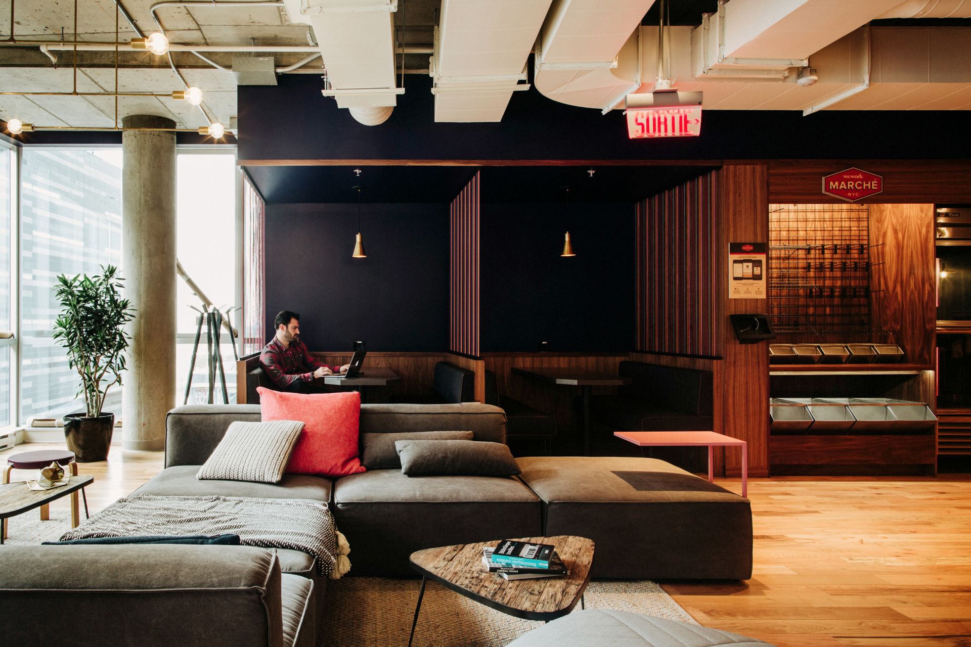 WeWork L'Avenue image 2