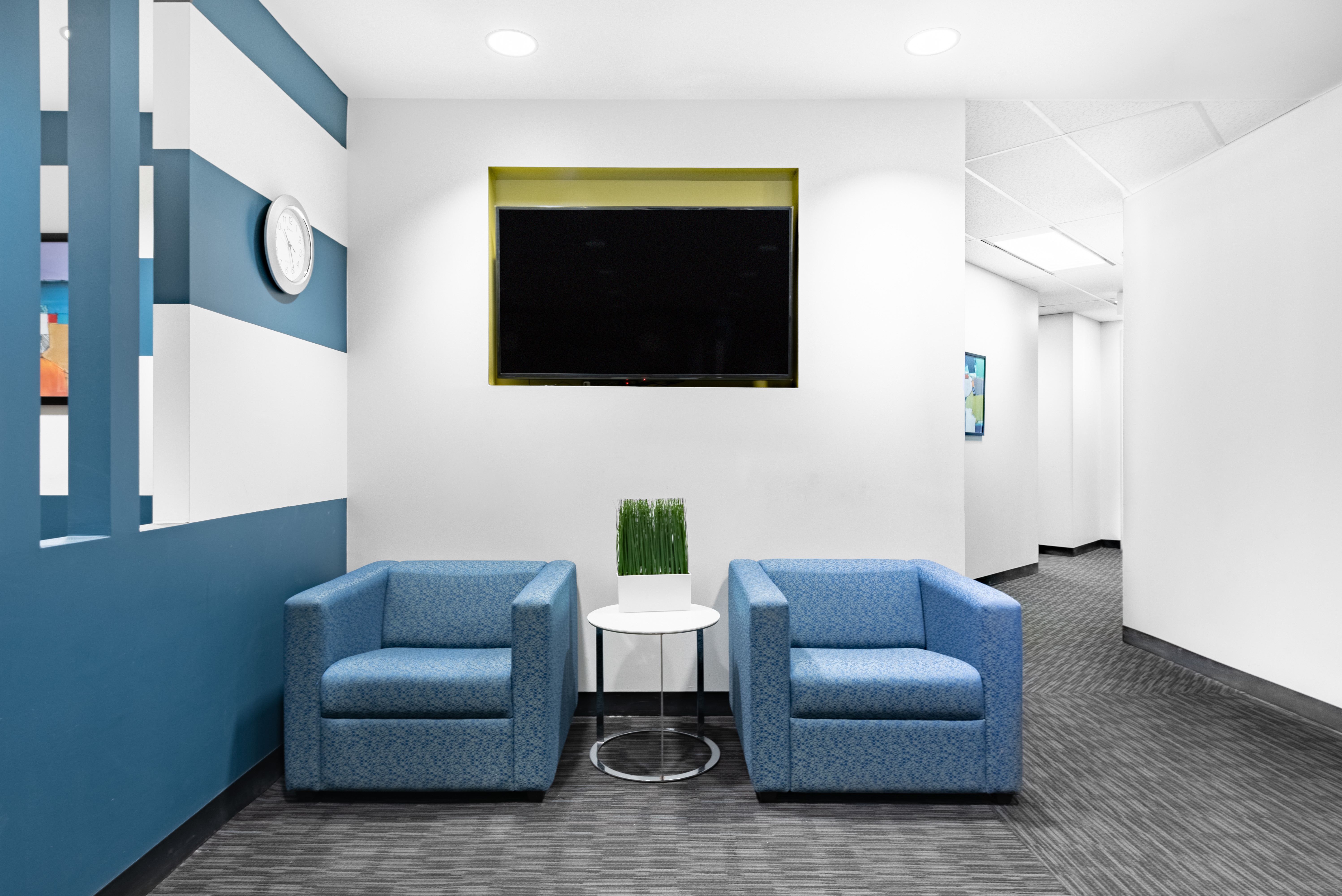 Regus - Ontario, Oakville - Winston Park image 5