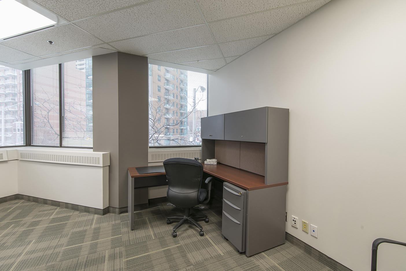 Innovative Professional Offices, Ottawa Book Online Coworker
