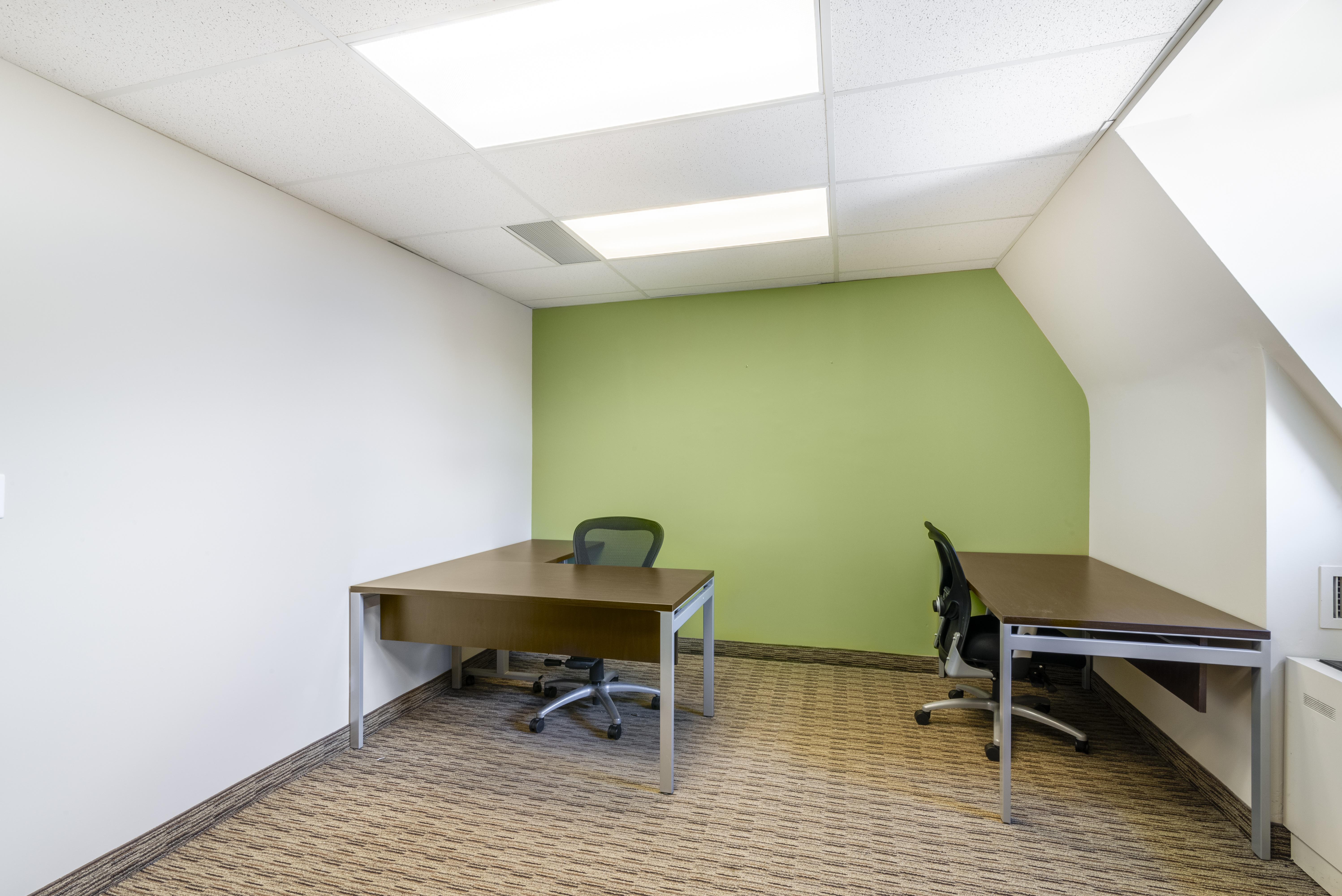 Regus - Ontario, Ottawa - Fairmont Chateau Laurier image 5