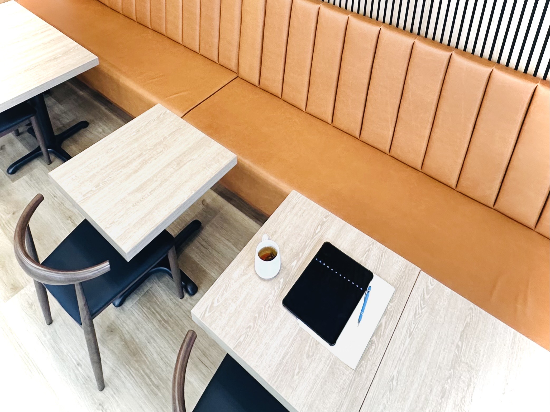 Breakroom Work Lounge image 2