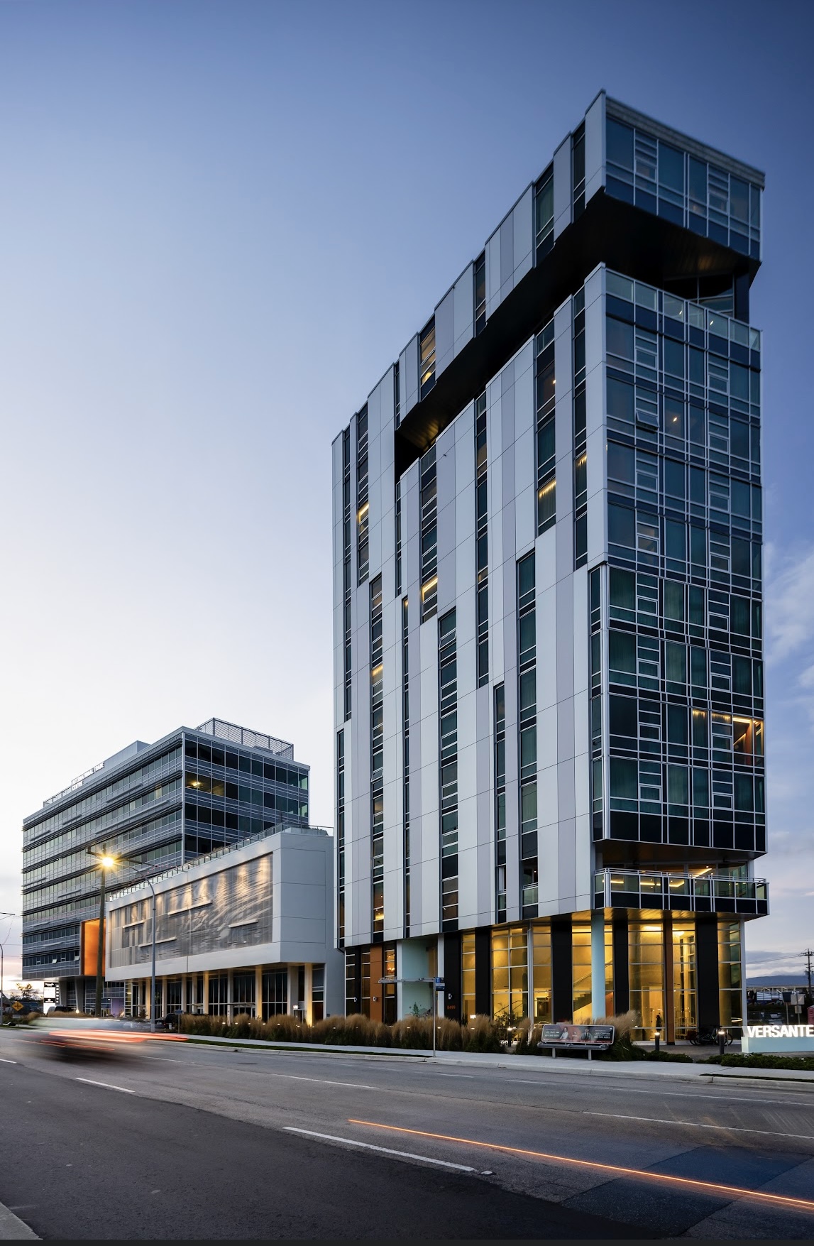 Internation trade centre Near Airport Offiice image 4