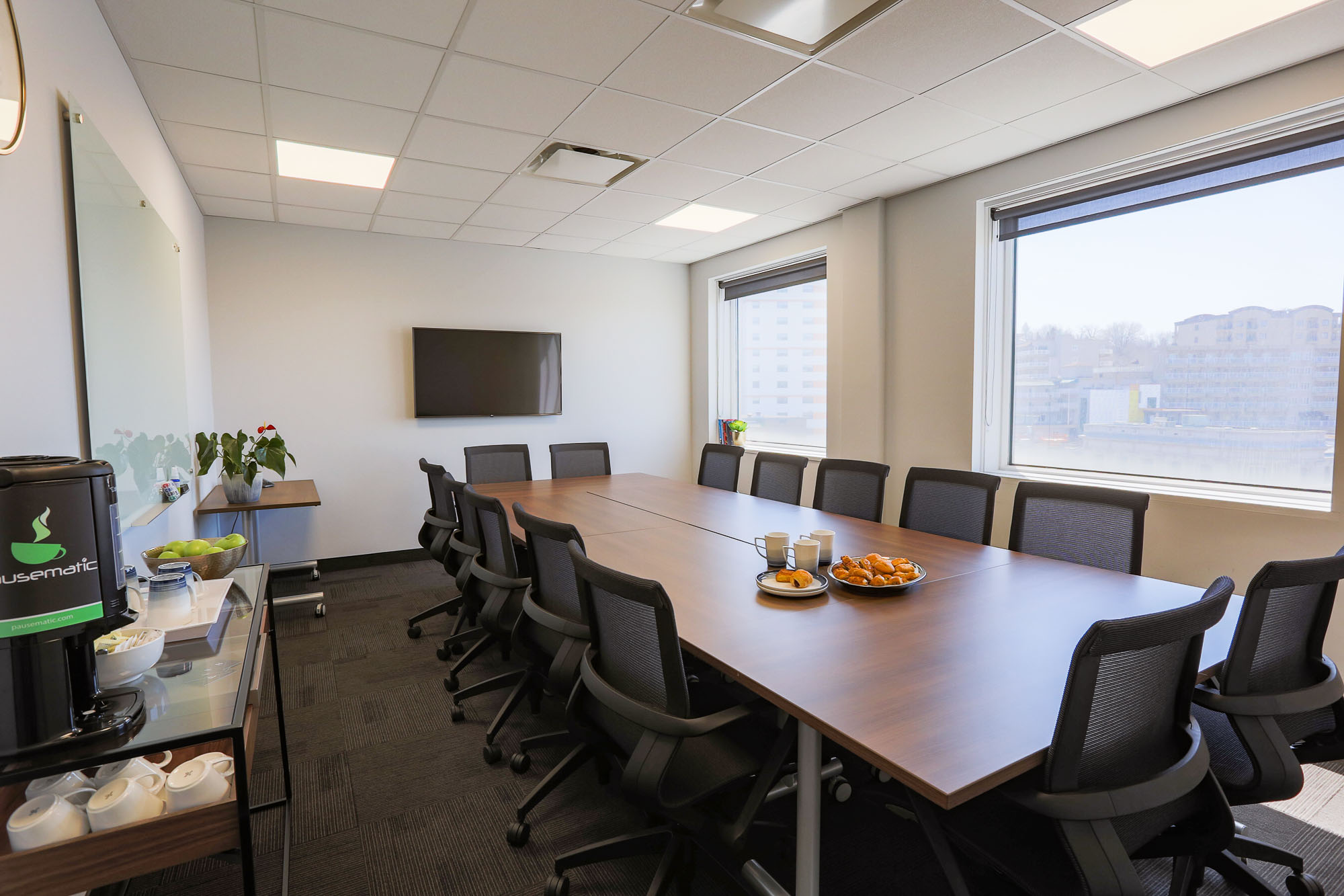 Le Bureau - Milieu d'affaires image 4