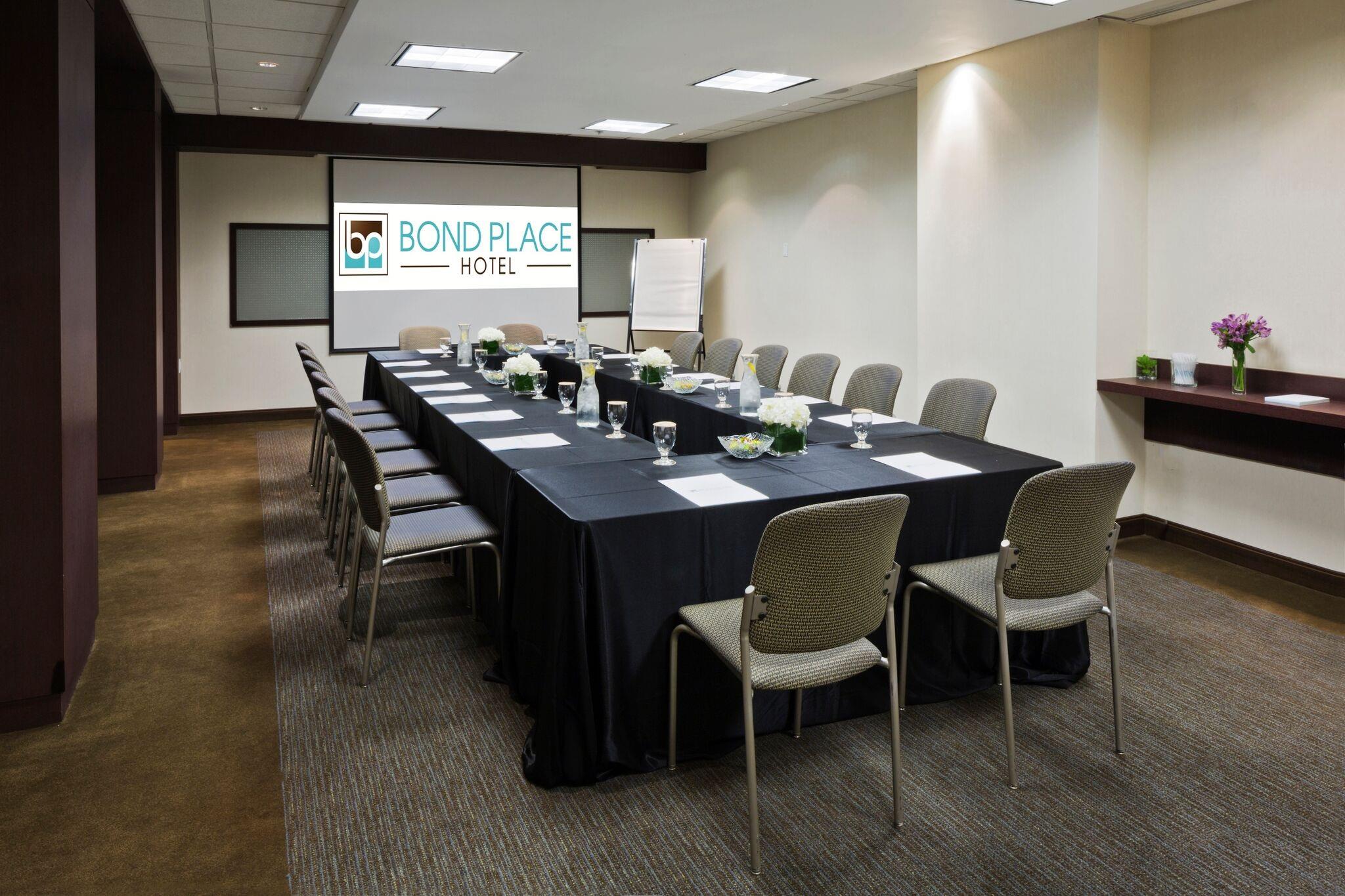 Bond Place Work Space image 3