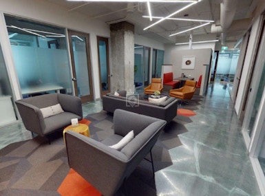 iQ Offices - 250 University Avenue image 4