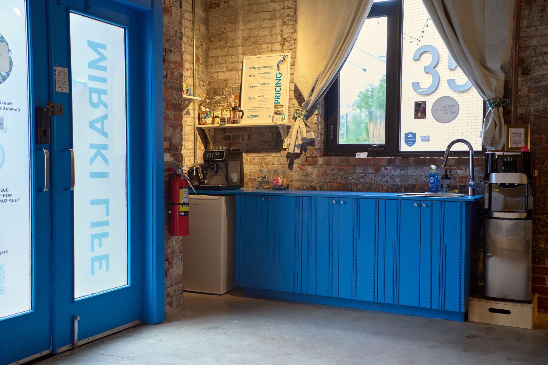 Miraki Life Workspace image 2