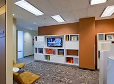 Regus - Ontario, Mississauga - Toronto Airport Corporate Centre image 4