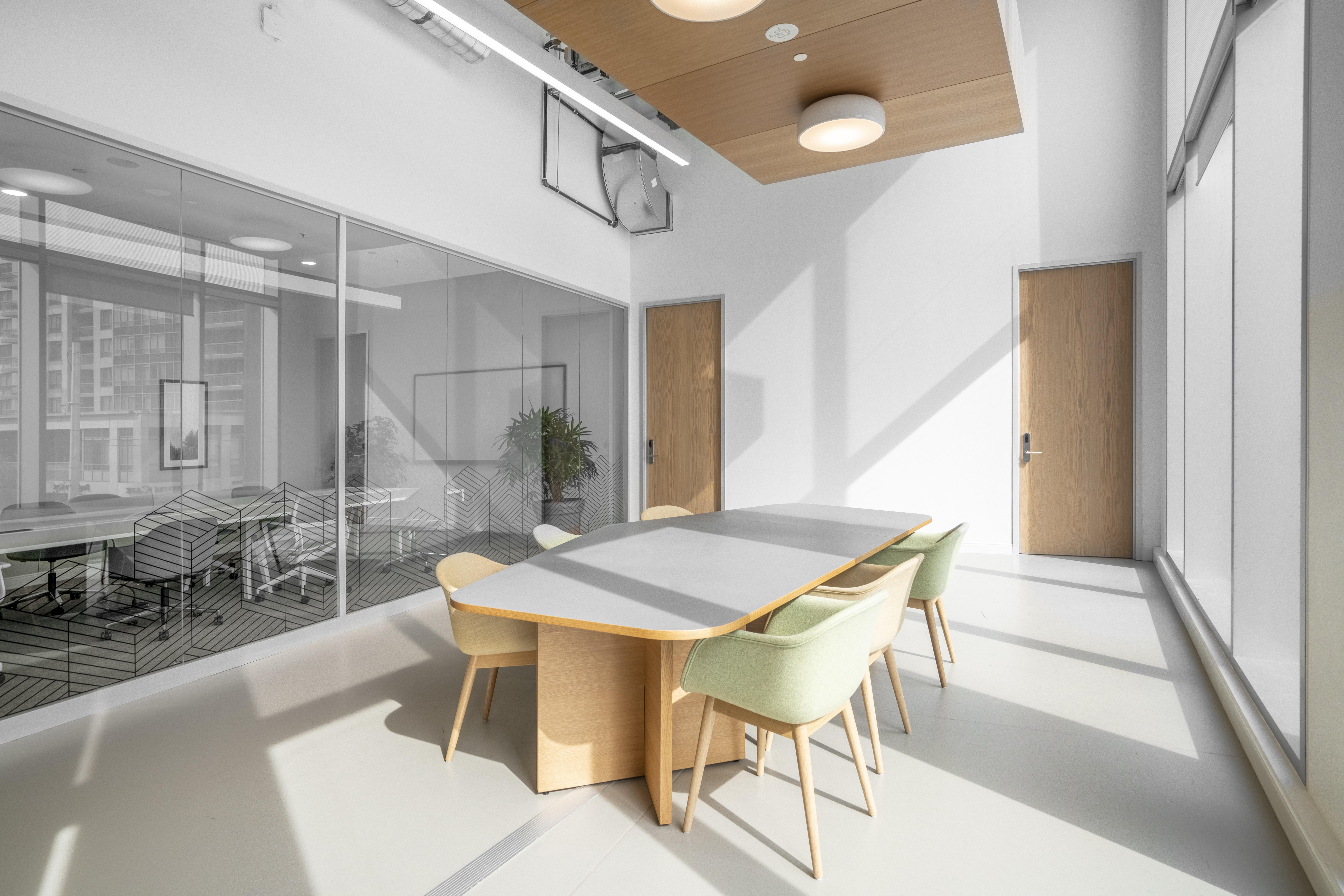 Spaces - Ontario, Toronto - Spaces North York image 3