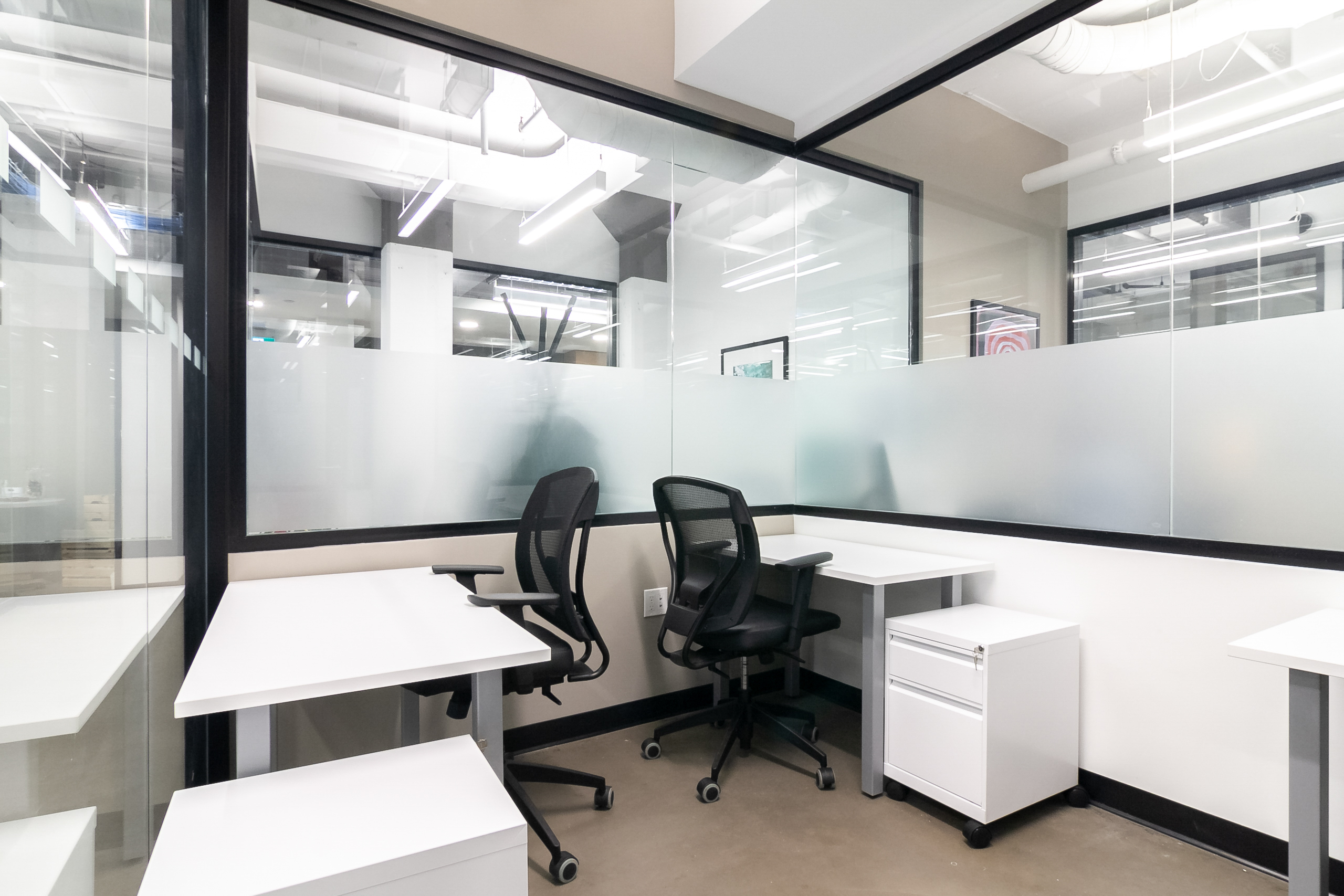 Spaces - Ontario, Toronto - Yorkville image 3