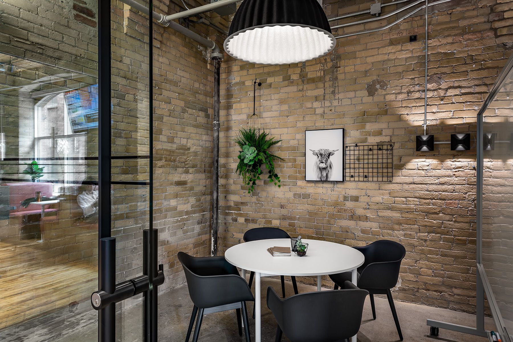 Workplace One King East image 5