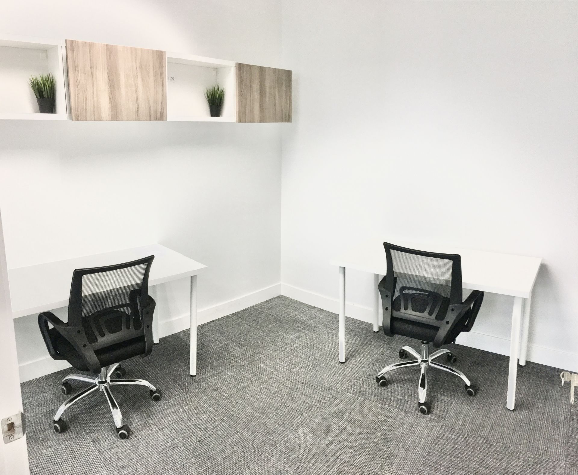 Synic Spaces image 2