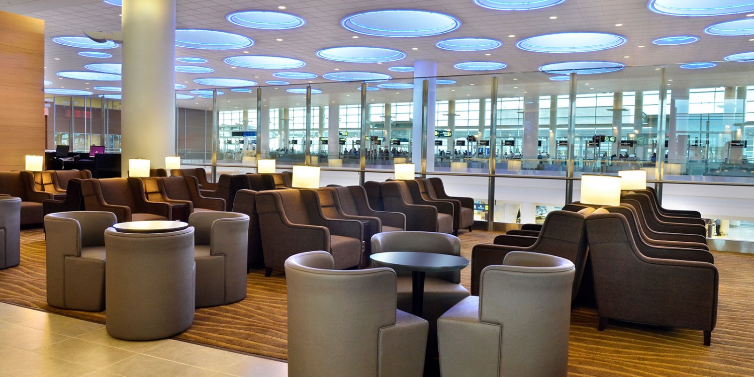 Plaza Premium Lounge (Departures) / Winnipeg image 2