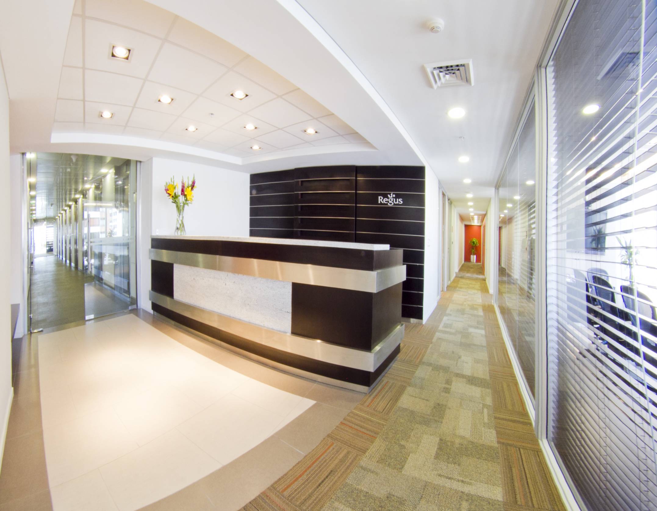 Regus - Santiago, Nueva Las Condes image 5
