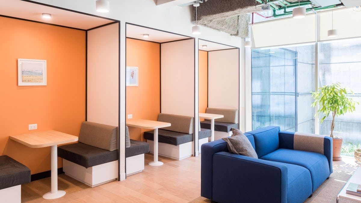 WeWork Plaza Costanera image 3