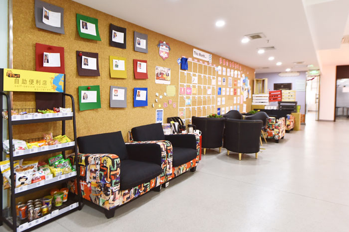 AKCํY - Wang Jing image 3