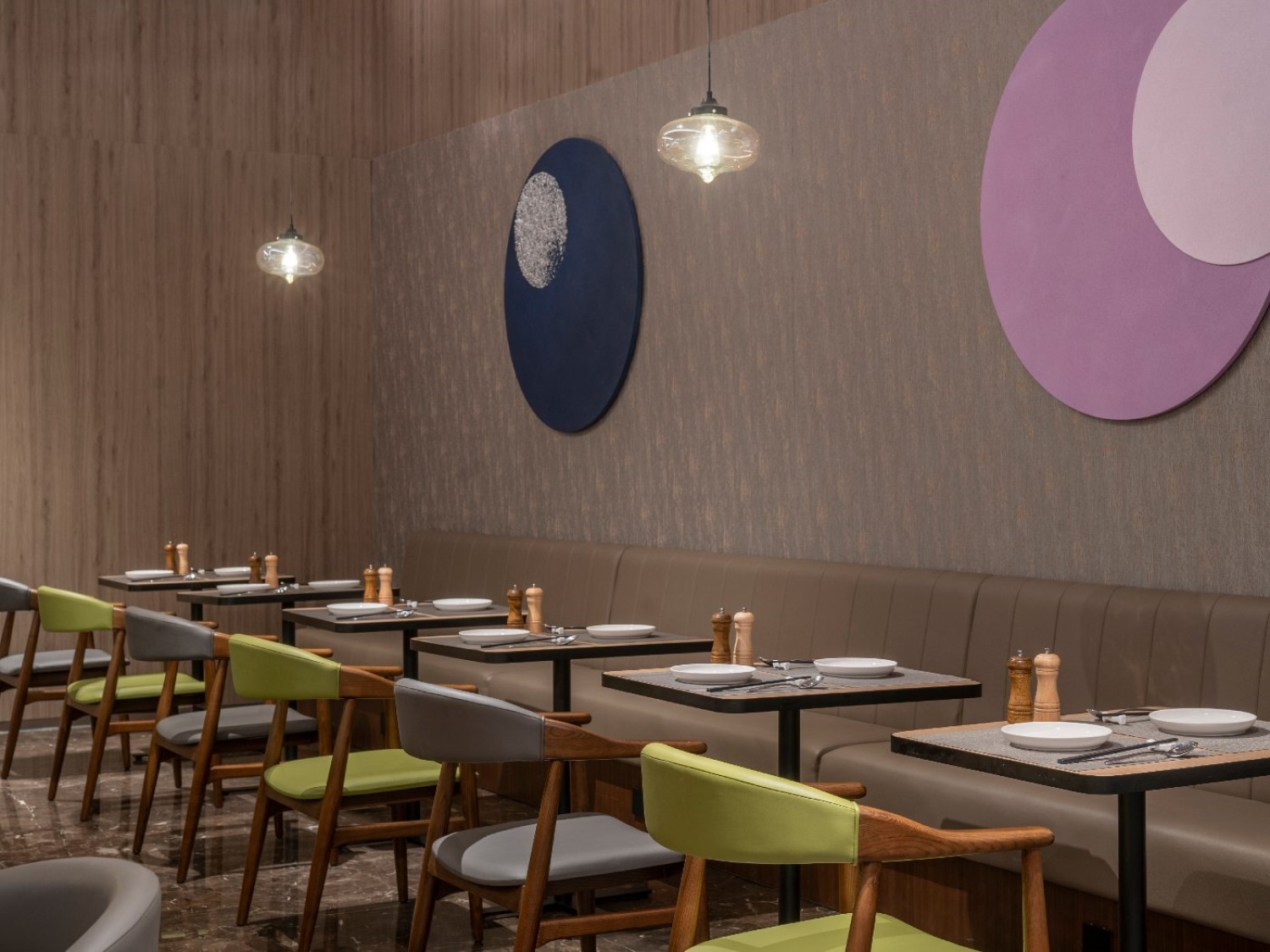 Library Lounge by Aerotel Beijing image 2