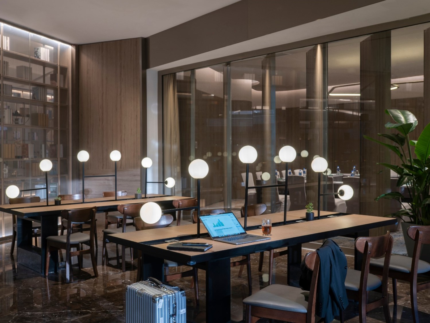 Library Lounge by Aerotel Beijing image 4