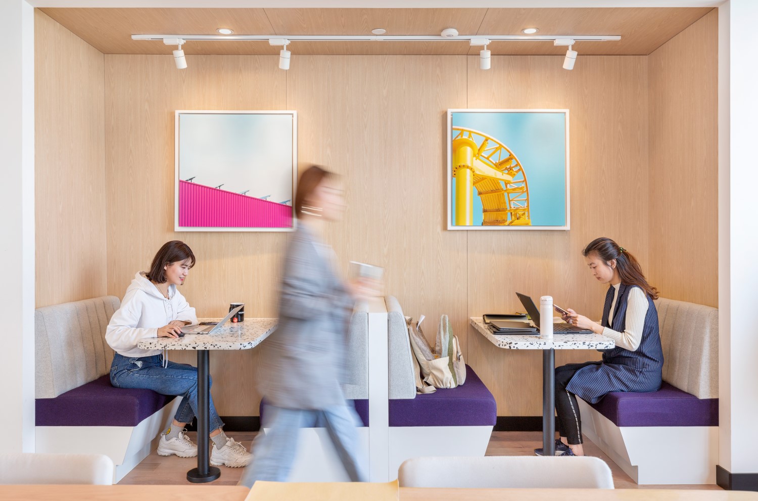 WeWork 6 Jiuxianqiao Lu image 2