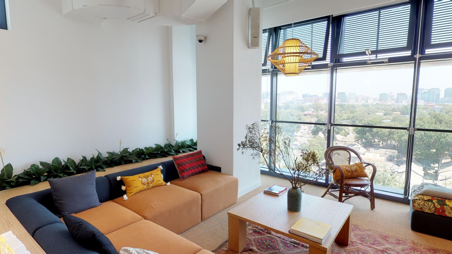 WeWork 95 Longfu Si Jie image 5