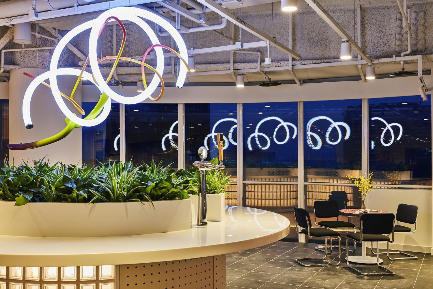 WeWork Avic Capital Tower image 5