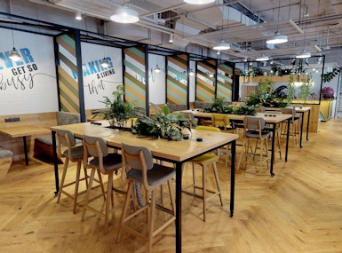 WeWork East Gongxiao Building image 3