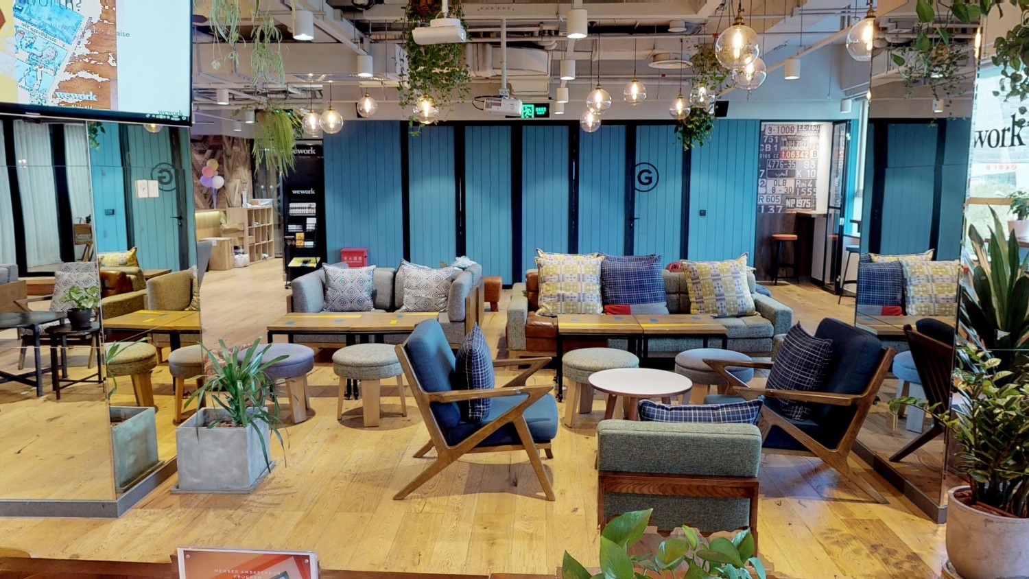 WeWork Shi Mao Tower image 4