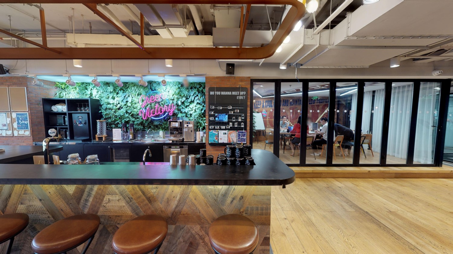 WeWork Shi Mao Tower image 3