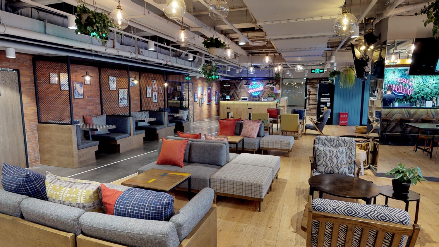 WeWork Shi Mao Tower image 5