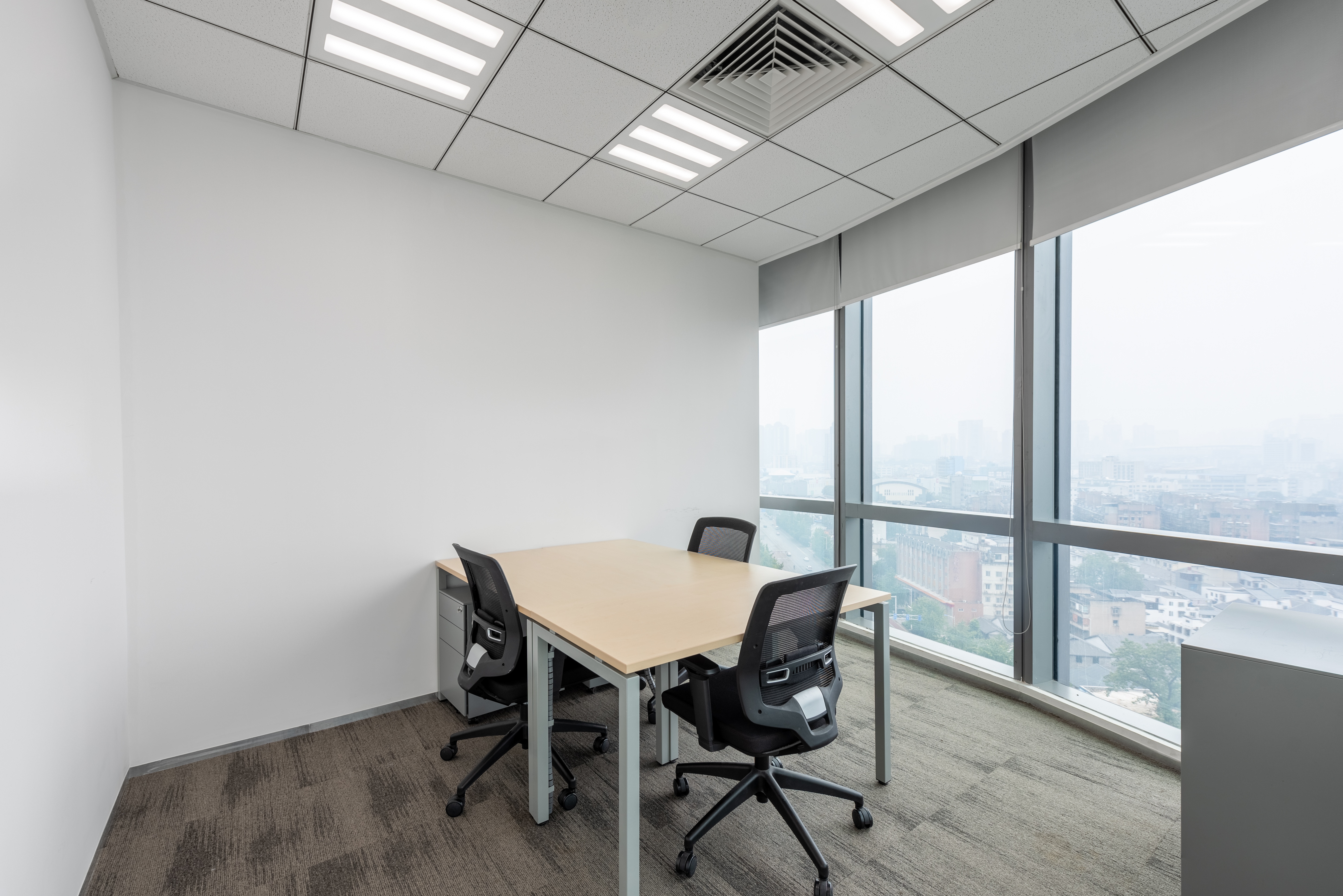 Regus - Changsha, Huayuan International Centre image 4