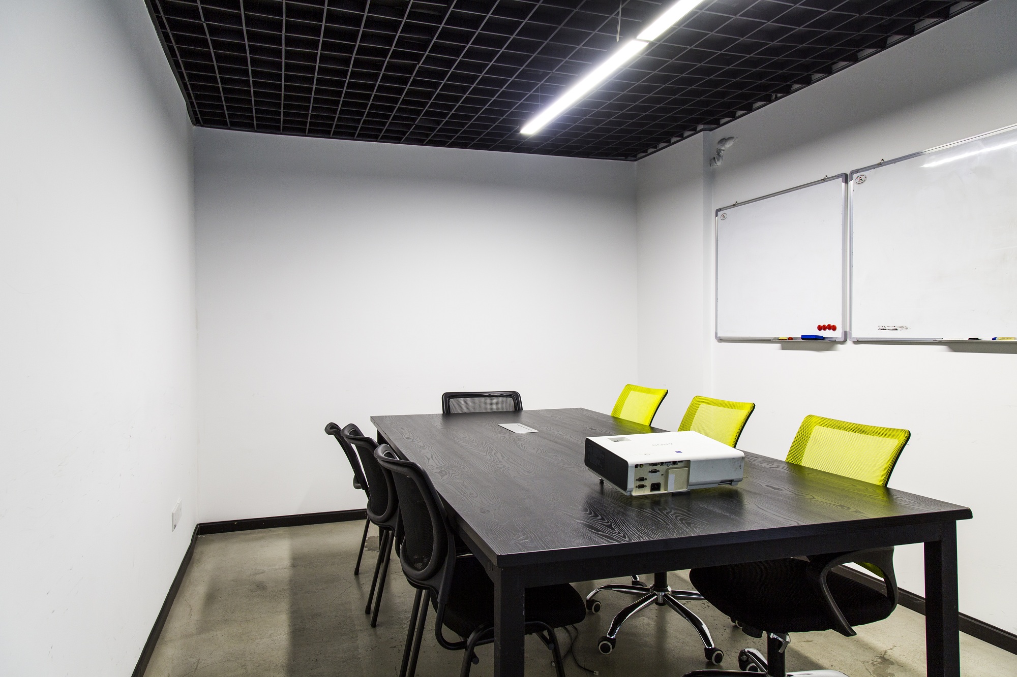 AY business solutions image 3