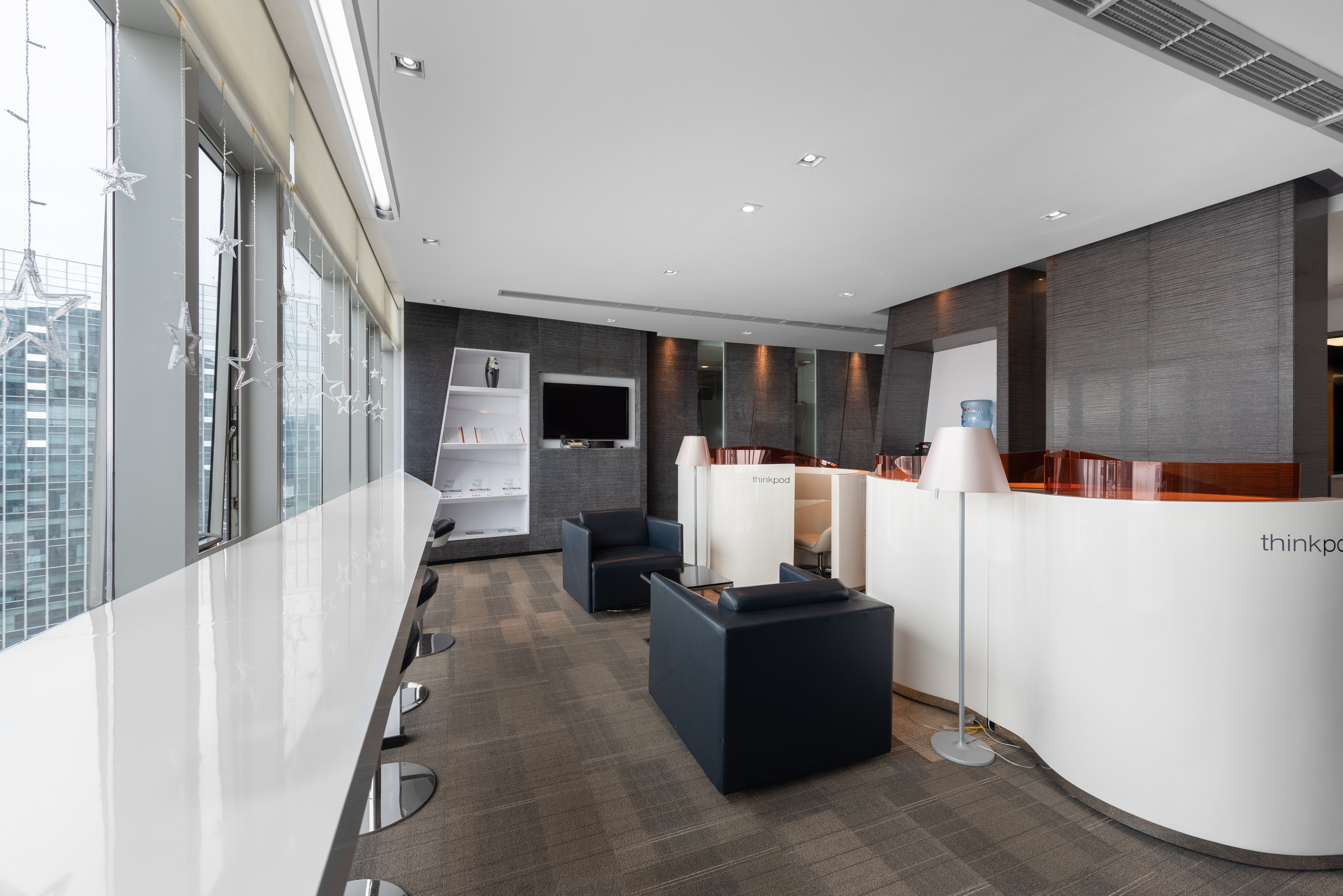 Regus - Chengdu Yanlord Landmark image 5