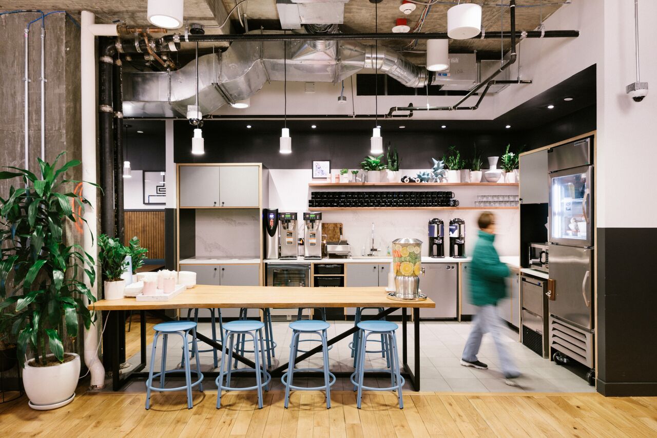 WeWork Pinnacle One image 4